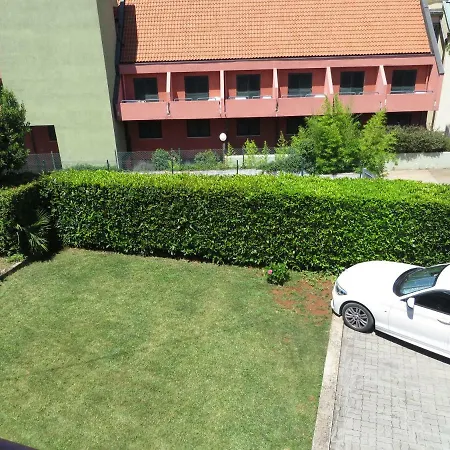 Apartment Sara Njivice Exterior photo