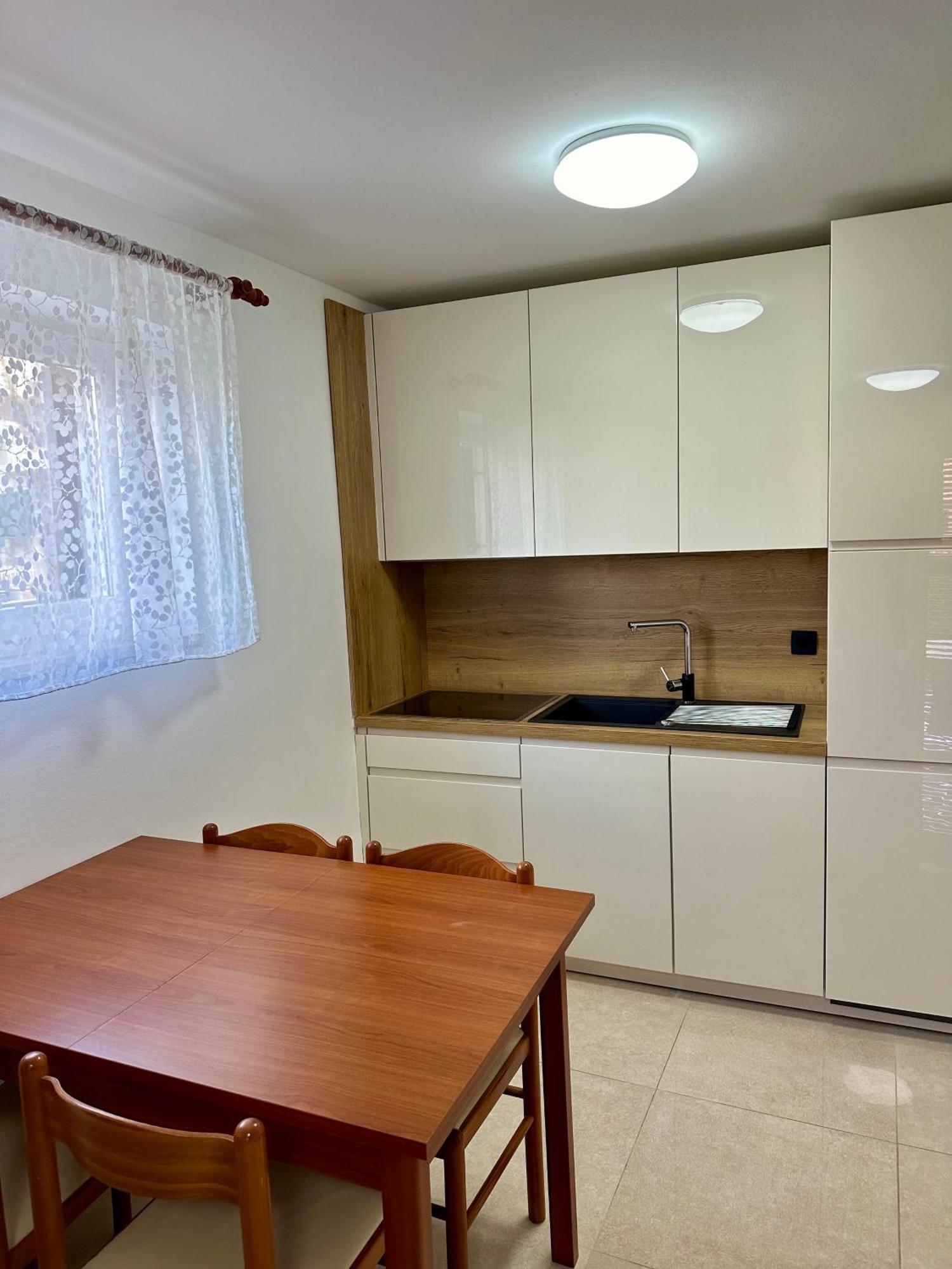 Sara Apartment